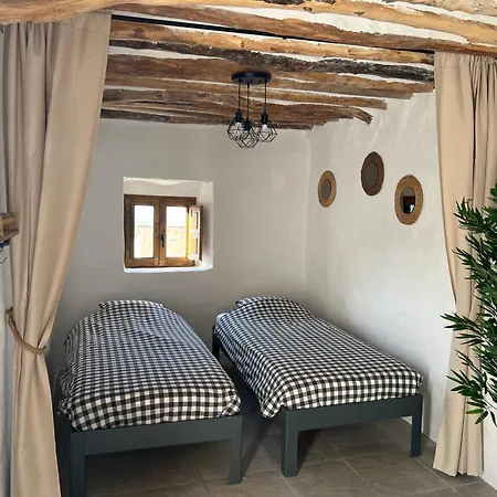 Apartment Casa Vino, Asado Y Amigos - Prive Met Gedeeld Dakterras *