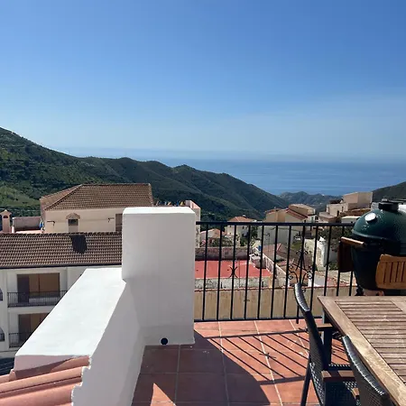 Casa Vino, Asado Y Amigos - Prive Met Gedeeld Dakterras Apartment *